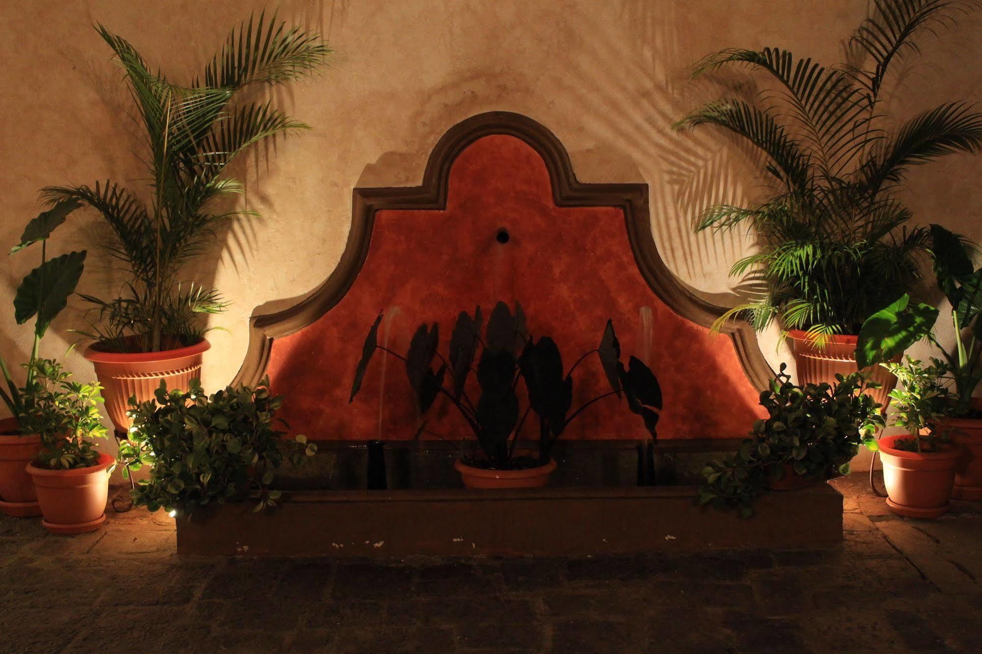 Hotel Posada De La Luna Antigua Eksteriør billede